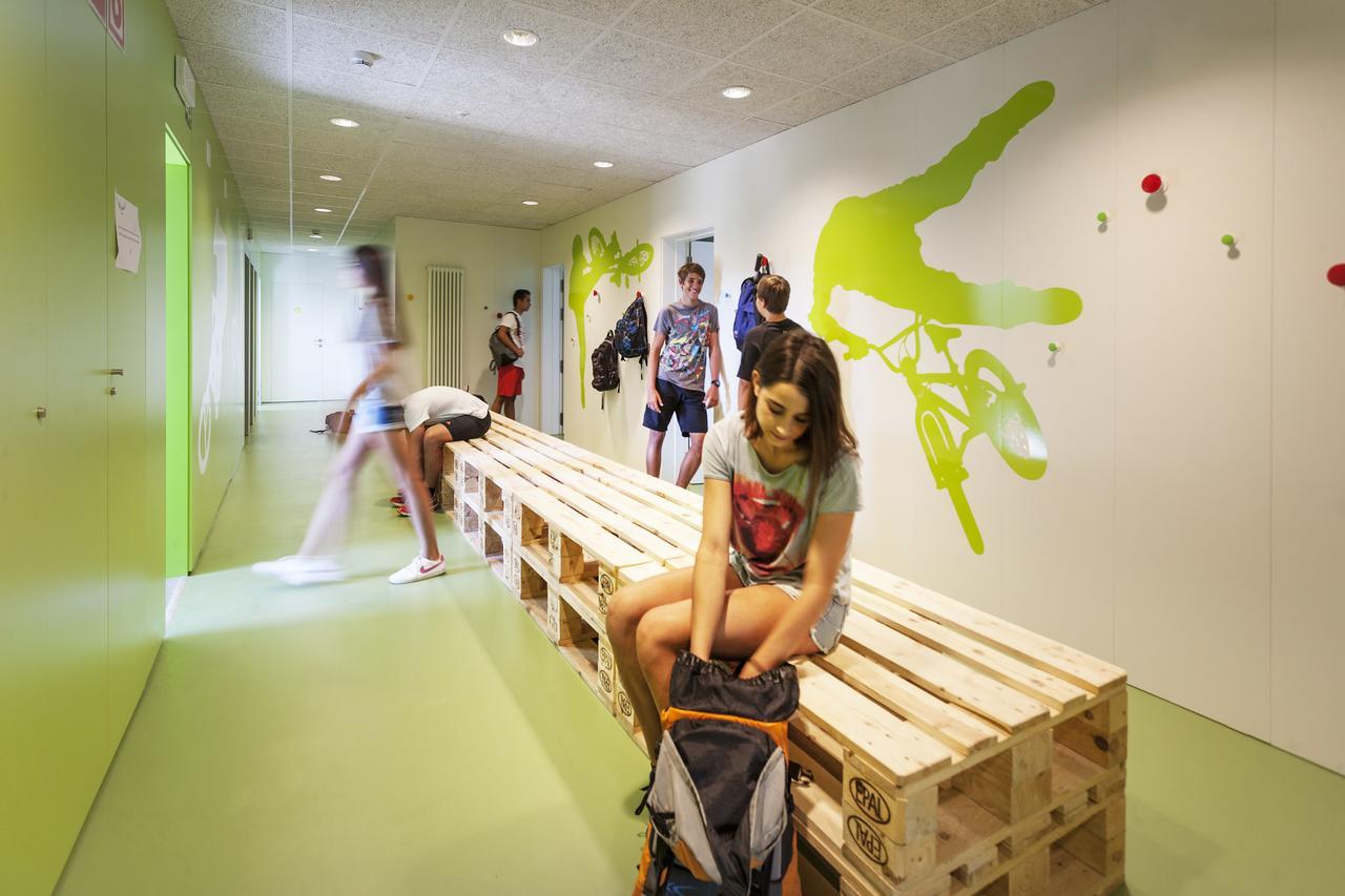 Youth Hostel Non Stop Inn By Irrisarri Land Igantzi Exterior foto